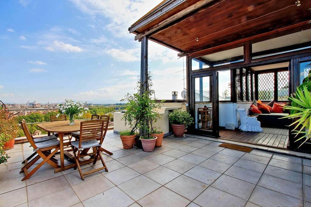 Sant'Onofrio Terrace Apartment Рим Екстериор снимка